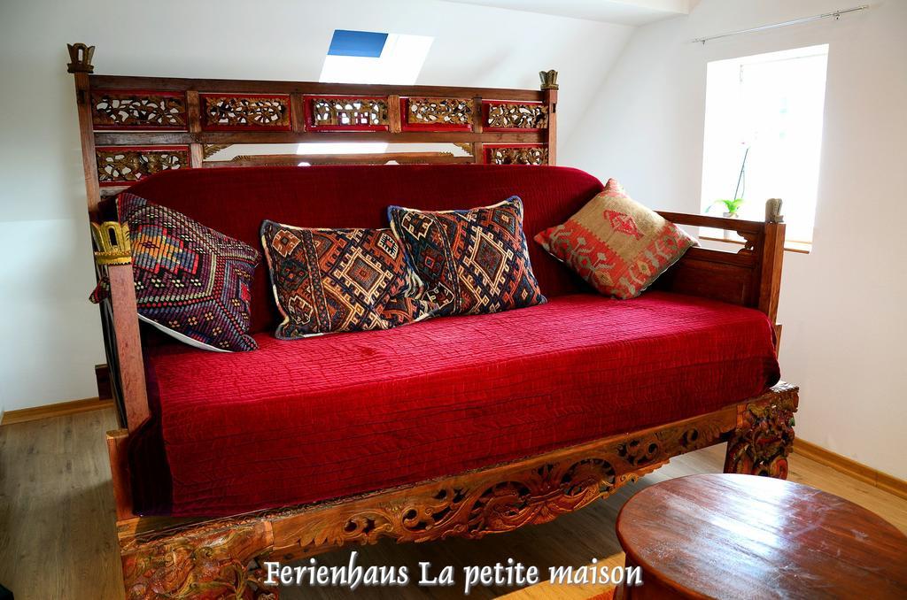 Lehmgefuehl, Design Vier, La Petite Maison เทรียร์ ภายนอก รูปภาพ